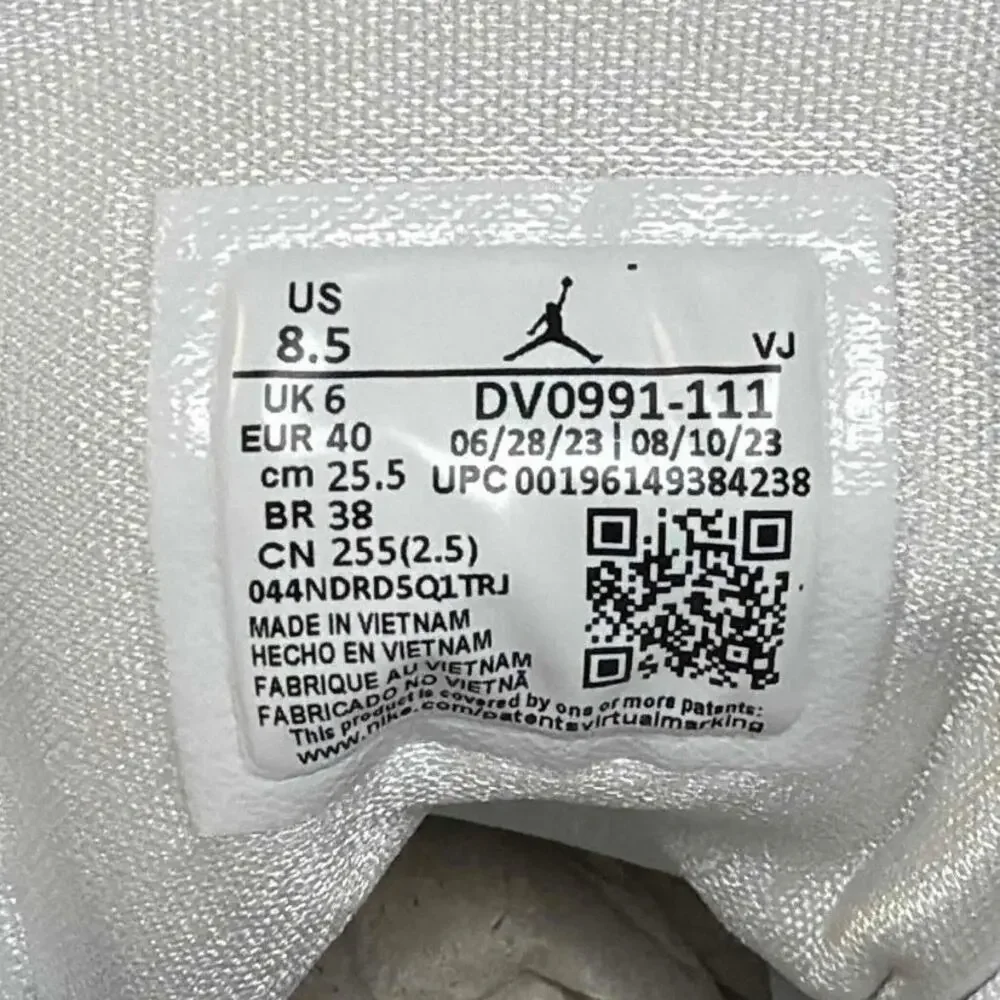 Nike Air Jordan 1 Mid “Triple White” – DV0991-111 | 8.5W